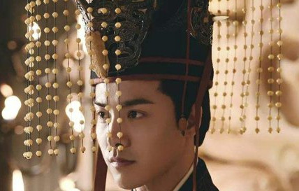 汉朝最悲催的皇帝汉献帝，最后被曹操挟天子以令诸侯