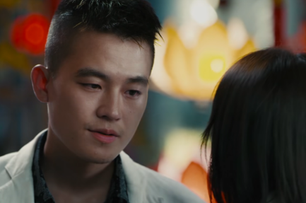 《黑白禁区》欧豪这段打戏燃爆了，就连导演都给了满分！