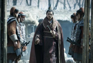 齐国已经投降为什么韩信还要消灭他们？是韩信太没人性了吗？