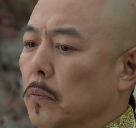 和珅连举人都没有考上 乾隆最后为什么会提携和珅