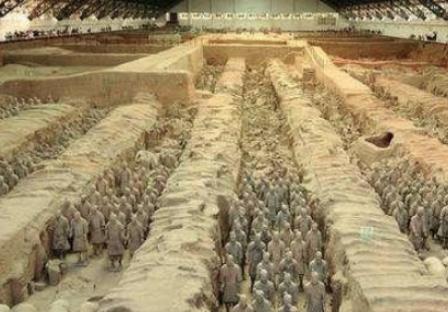 秦始皇死后有人陪葬吗？规模到底有多大？