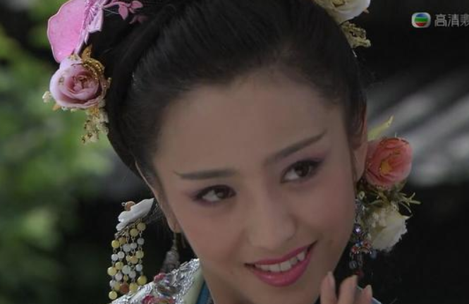 赵飞燕宠冠后宫，她妹妹赵合德是怎么争宠的？
