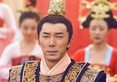 他是历史上最作的太子，就要登基了却逼宫篡位