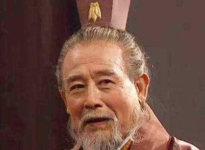 诸葛亮最崇拜的人是谁？影响了他一生