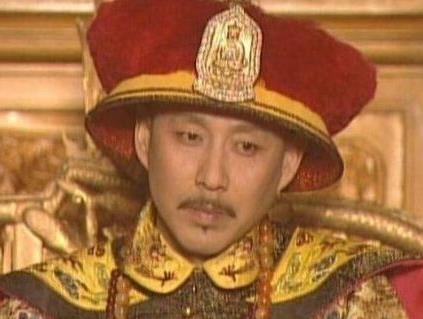 鳌拜的功劳与权力有多大？康熙为何忌惮他？