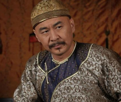 她身为雍正宠妃却多次陷害乾隆生母 乾隆登基后是怎么处理她的