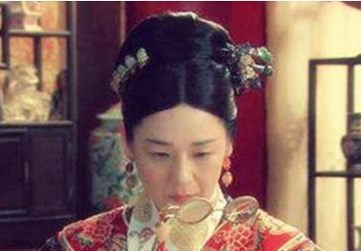 作为一个为清朝续命数十年的女人，慈禧到底是什么样的？
