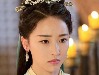 她克死两任未婚夫，入宫成皇后竟连辅六任帝王