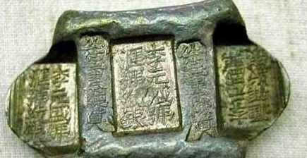 古代黄金和白银作为贵重的货币 一两黄金能买到多少东西