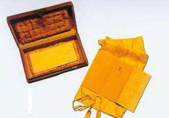 为什么是密折制度？清朝为什么要实行这种制度？