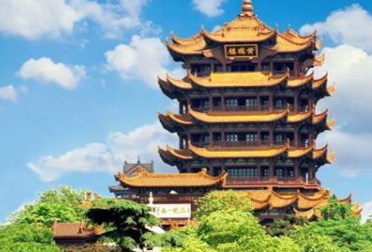 李白有哪两首诗可以超越崔颢的《黄鹤楼》？