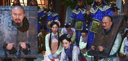 弘历继位后做了什么事情，让人觉得他心狠手辣