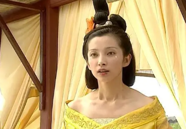 安乐公主李裹儿本是天之娇女，为何最后会被诛杀？