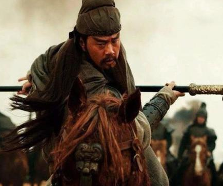 关羽败走麦城的时候 刘封为什么会见死不救