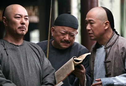 嘉庆帝为什么一上任就处死了和珅？和珅必须死吗？