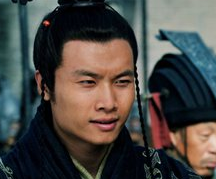 历史上真实的曹丕是怎样的？到底是心狠手辣还是年轻有为？