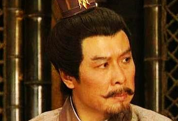 一个不起眼的小兵，投降曹操后飞黄腾达