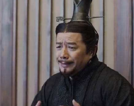 秦始皇并没有下令杀吕不韦 吕不韦为什么提前就自杀身亡了