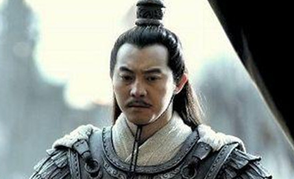 孙策在孙权称帝后被封为什么？孙策对东吴的建立有什么功绩？