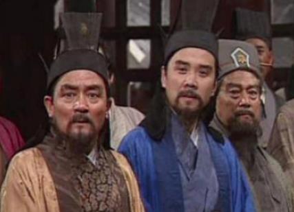 张昭：孙策的托孤重臣，为什么得不到孙权重用？