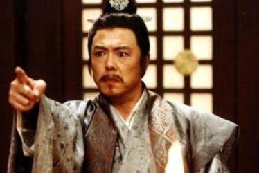 李斯为什么迫害扶苏？他这样做的真正的原因是？