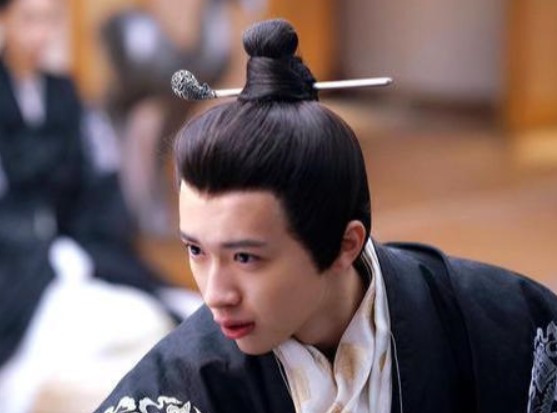 刘彧曾被侄子当猪养，后来是如何逆袭成皇帝的？