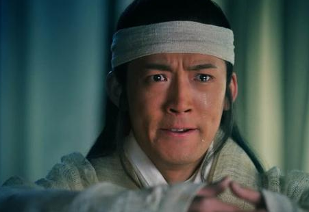 孙策为什么不传位给自己的儿子孙绍？而是将自己的位子传给弟弟孙权？