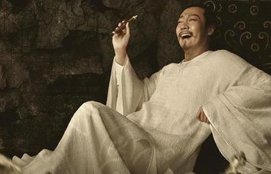 李白一生浪迹天涯游山玩水的 李白的钱是怎么来的