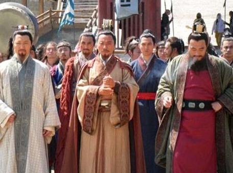 梁山只有招安这一条路吗 如果不招安还有哪些出路