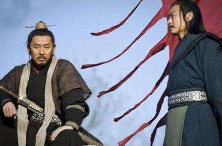 韩信临死前为什么都不造反自立为王 只因为刘邦身边的一个人