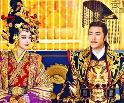 武则天夫妻使用的年号到底有多少 比明清的总和还要多