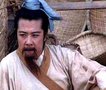 刘备早年是一个卖草鞋的 刘备是如何从屌丝变成君王的