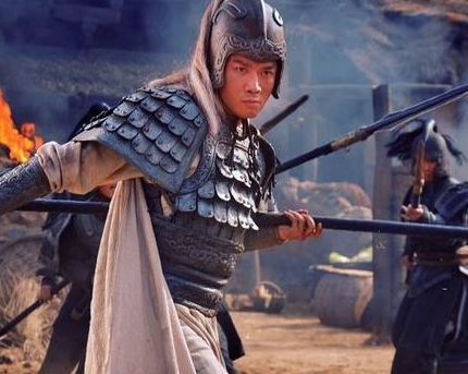 同样都是面对重兵围困 赵云能突围为何关羽和吕布却不行