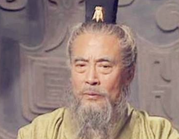 小沛是很小的封地，为什么刘备还那么激动?