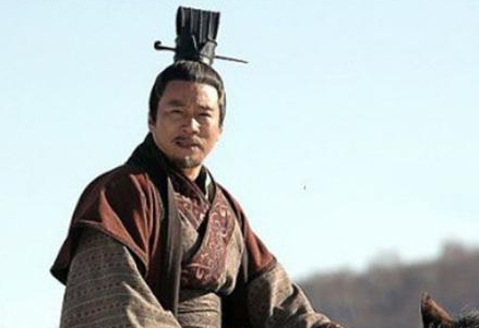 西汉王朝真的是突然之间就衰落的吗 难道原因出在王莽身上