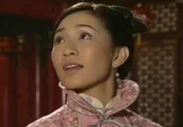 此女抚养了乾隆的弟弟弘昼，最后死时为何没人送终？