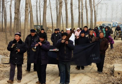 古代死人之后为什么盖脸 其实这并不是迷信