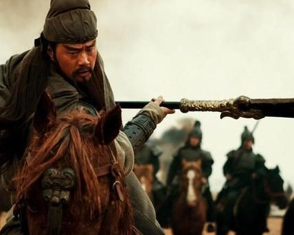 关羽在曹营中都有哪些表现 关羽的功绩都有哪些