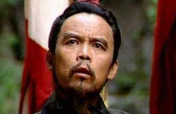 和卧龙诸葛齐名的凤雏庞统，为何死的这么憋屈？