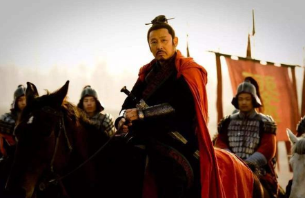 彭城之战项羽只有三万兵马 诸侯五十六万大军为何被三万楚兵击败