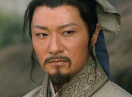 讨完田虎后，吴用为什么不同意宋江他们回梁山？