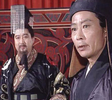 姜维为什么奈何不了黄皓 姜维手里不是有兵权吗