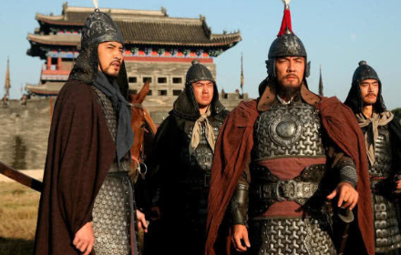 梁睿为何在立下大功之后就告老还乡交出兵权？