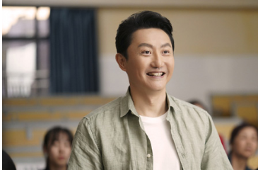 《以家人之名》凌和平和凌霄因为什么产生了隔阂？