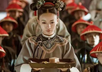 孝仪纯皇后是汉人，她为什么可以当上清代首位皇后？