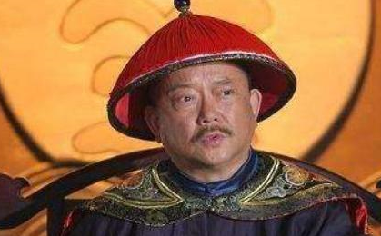 刘墉上朝故意将衣服穿反，乾隆为什么不生气呢？