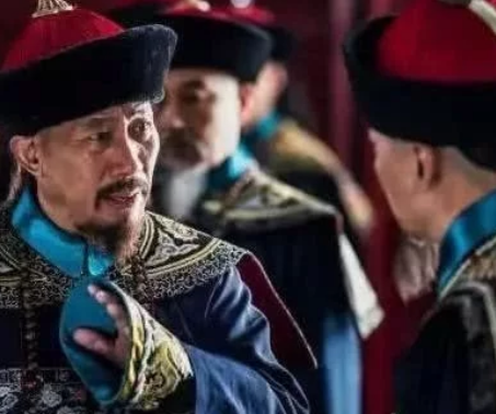 岳钟琪个人能力突出又是武将 岳钟琪为什么不受雍正和乾隆的重用