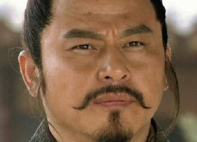 徐宁的实力怎么样？水浒被忽略的高手，梁山好汉在他带领下击败呼延灼