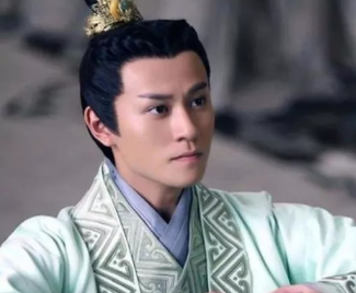 唐肃宗李亨在位期间政治上有哪些成就？他最后为何会忧惧而死？