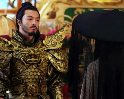 李密手握三十万重兵 李密当初为何不称帝